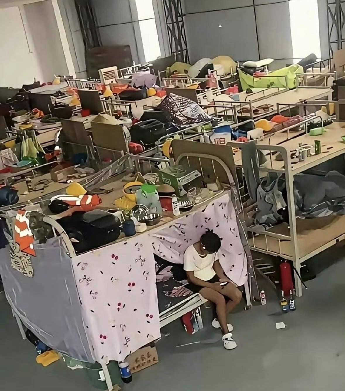 这样的宿舍让你免费住一个月愿意吗​​​
