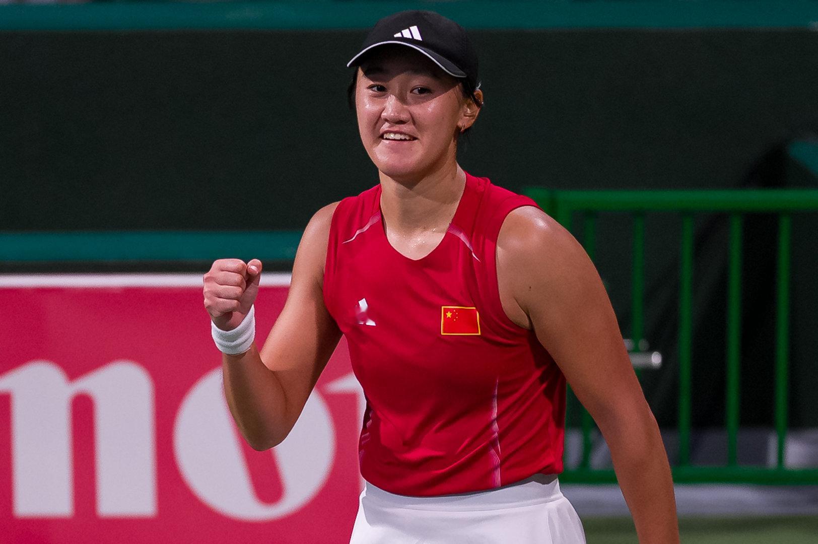 王曦雨夺得亚运女单冠军🏆张帅摘银🥈2026年亚运会网球项目女单决赛，中国球
