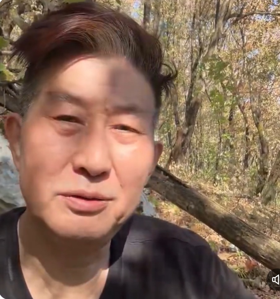 “我已经开始萌生了去美国的想法，但路途遥远，要穿越危险重重热带雨林，65岁的我，