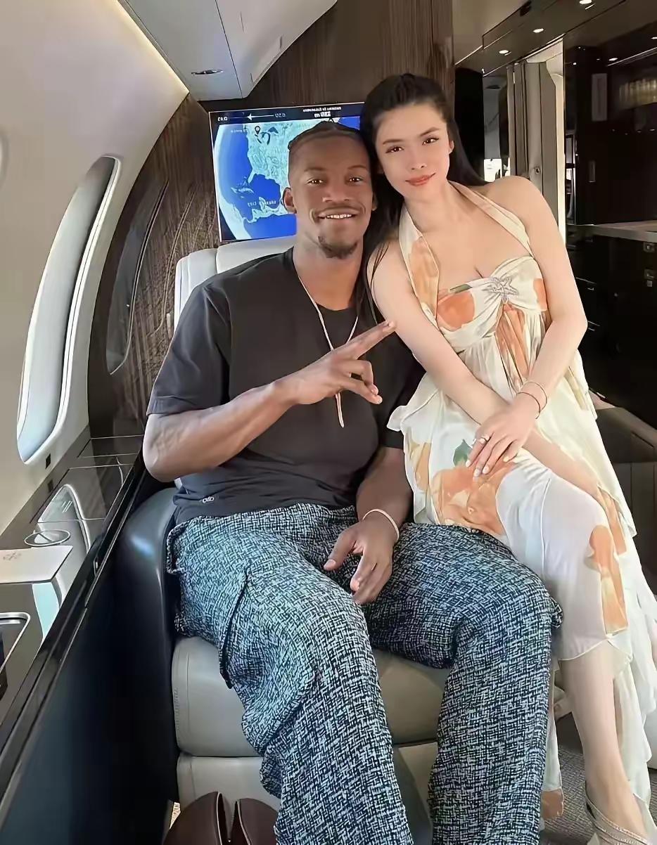 是该嫉妒还是羡慕呢？有时候真的不好理解，这么多中国男人没有选中，反而这么满意这个