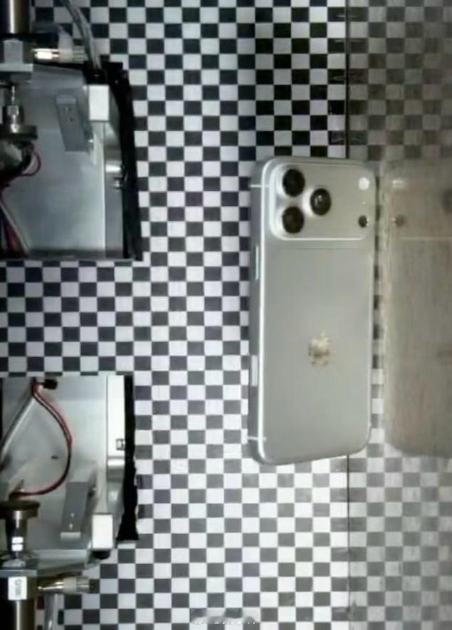 iPhone11ProMax：3969mAhiPhone12ProM
