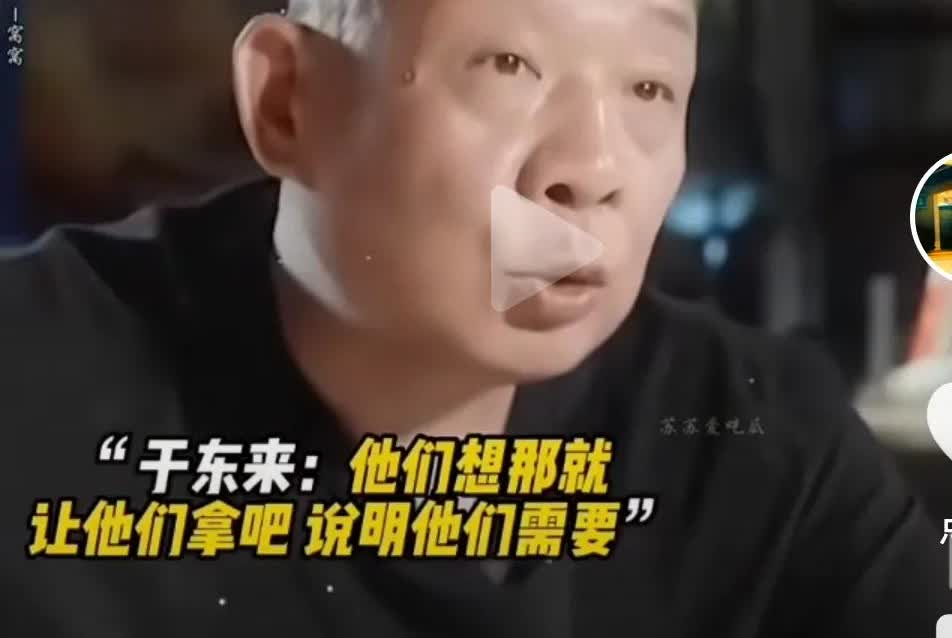 许昌东来商场监控下，发现一位女子偷拿一块最便宜五元的肉，被监控报警后，立即放回，