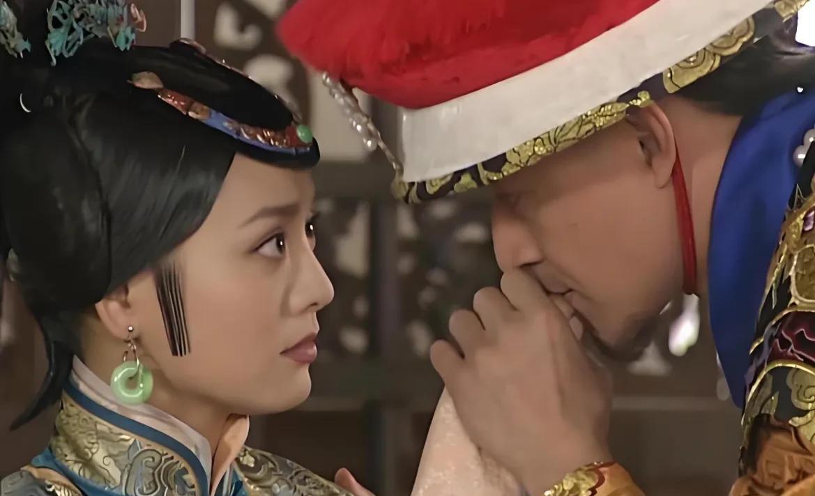 清朝倒是挺盛产叔嫂组合的，不到300年，出了三对在整个中国历史上都非常出名的叔嫂