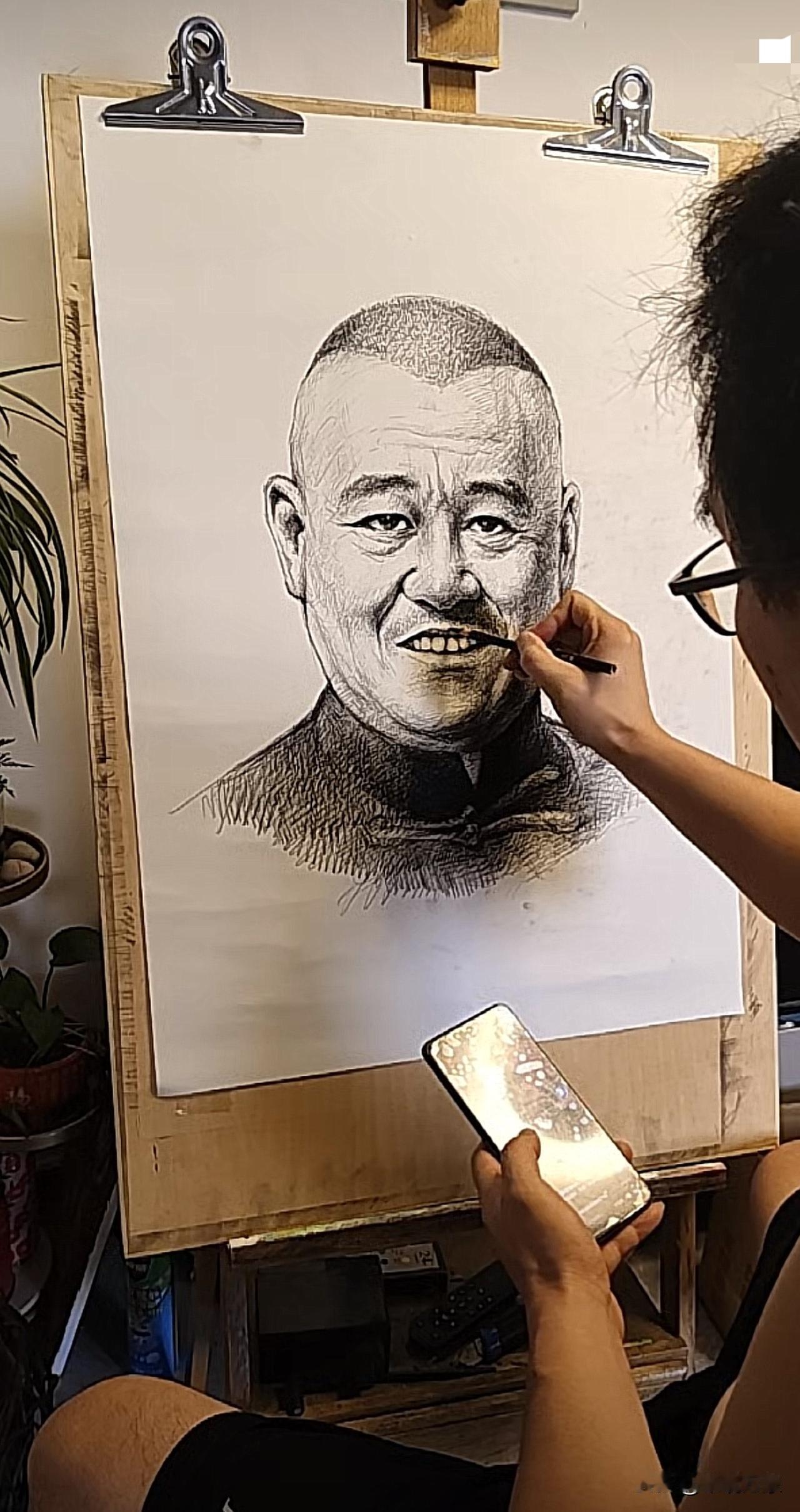 考考你的眼力，看看这画的是谁？