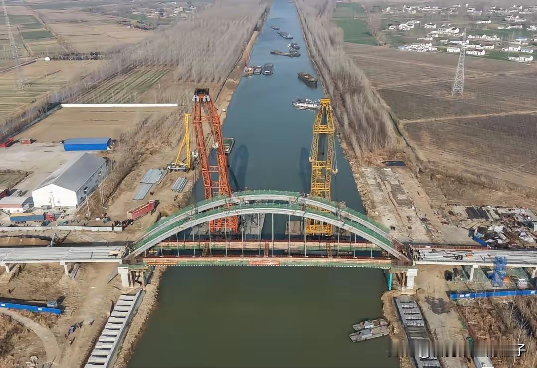 桥塌了，人没了，有多少人该睡不着了？2月2日傍晚5点46分，响水月港大桥施工