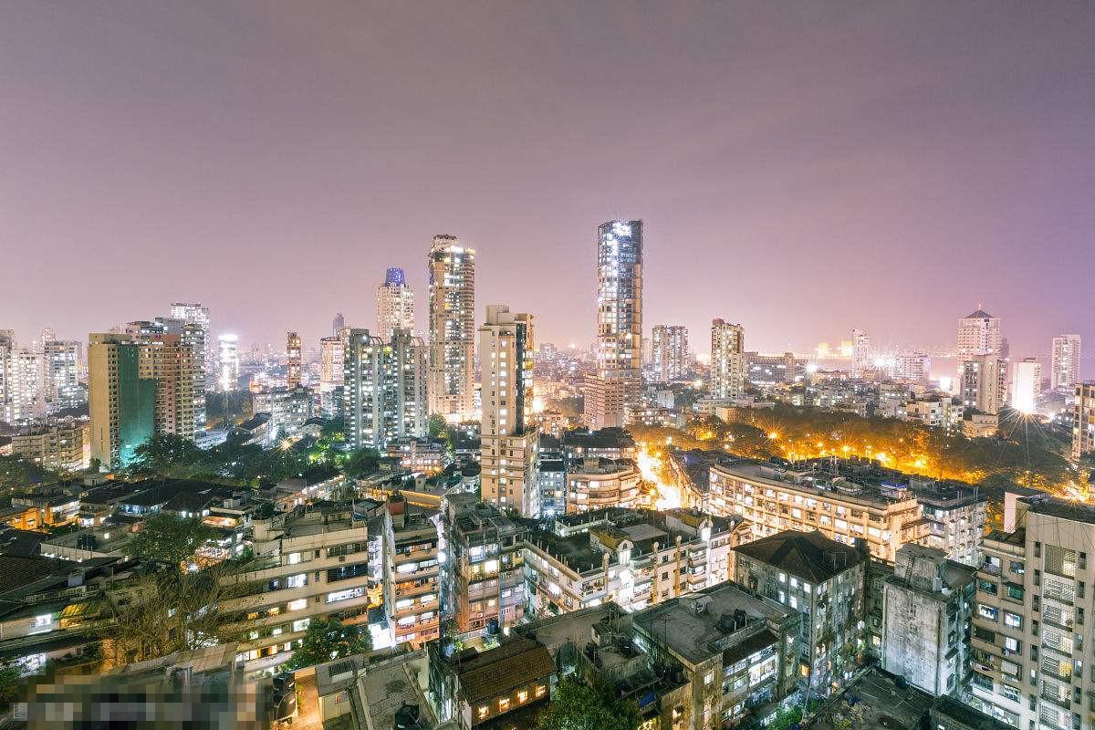 孟买成为国际大都市之后, 和上海比谁更国际化?
