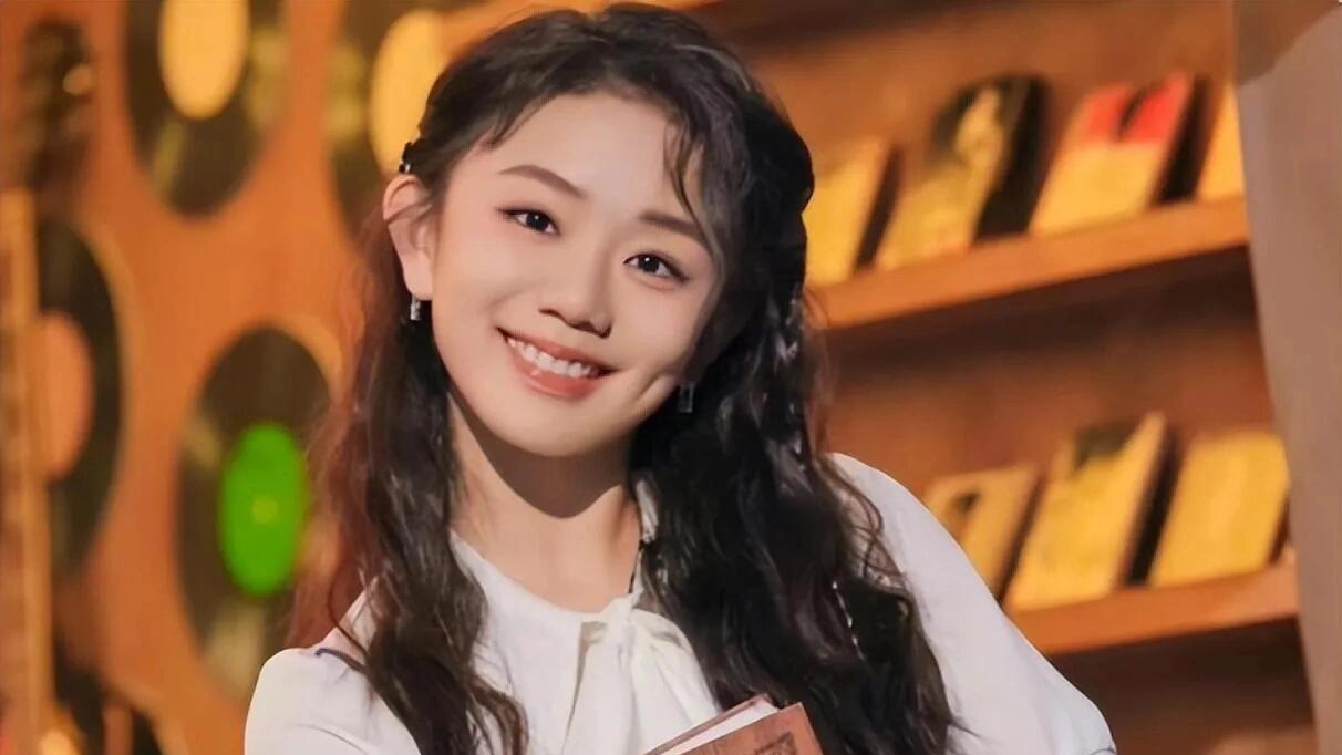 冯禧和<em>许嵩</em>分手：一段美好回忆的结束