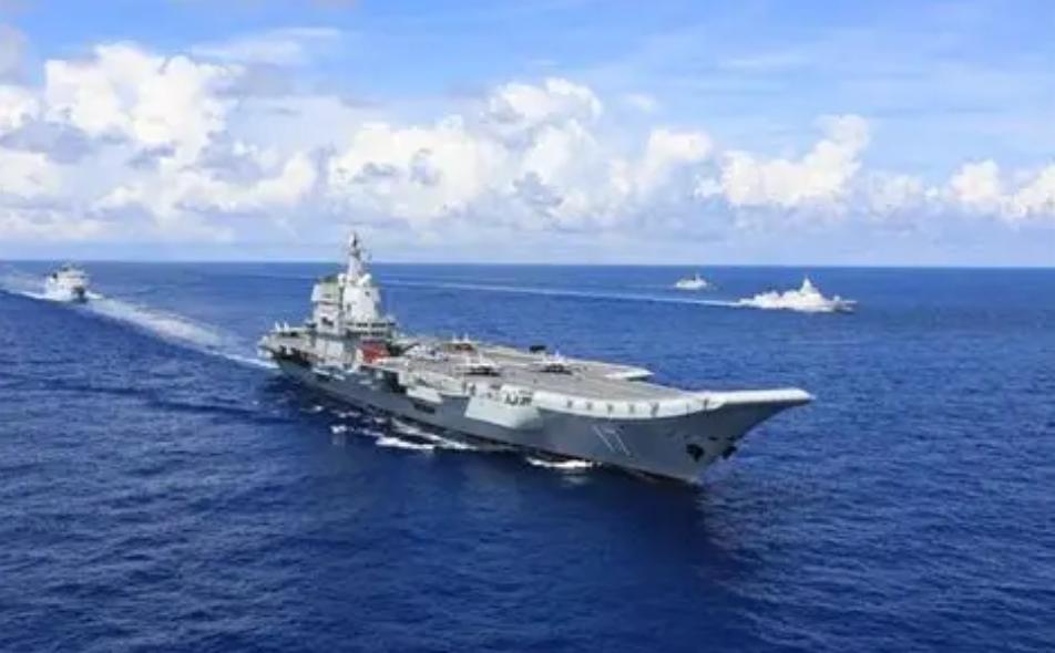 8月8日，日本无视中方航行管制，以南北对穿方式过航台湾海峡！不是误入，不是避