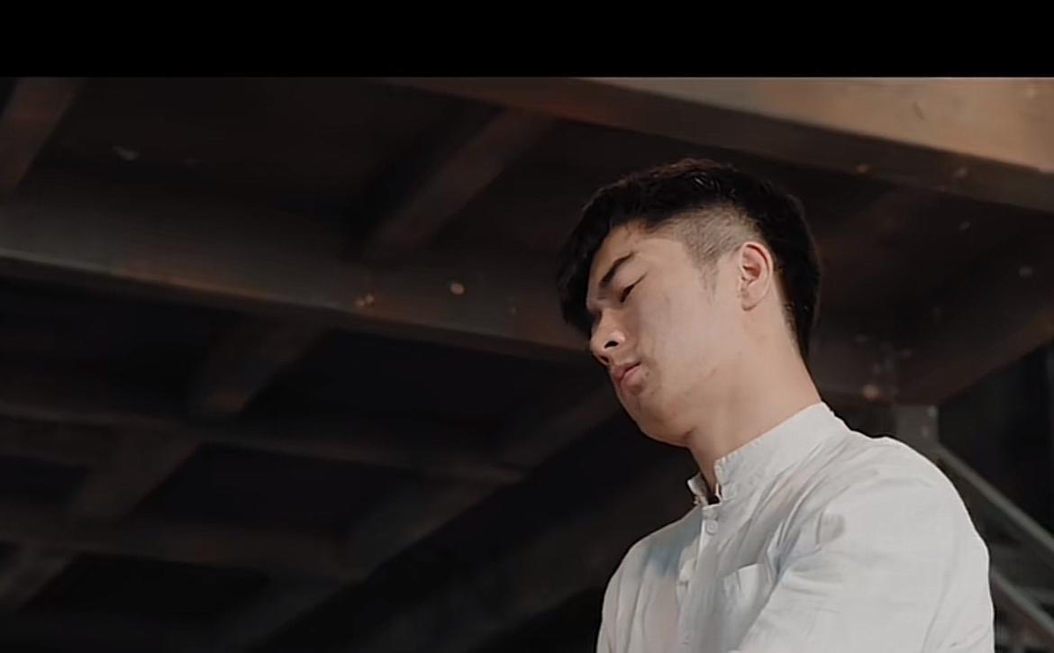 刘奕畅和于小彤演同一个角色，刘奕畅到底哪里来的自信，于小彤完胜刘奕畅。网友辣评。