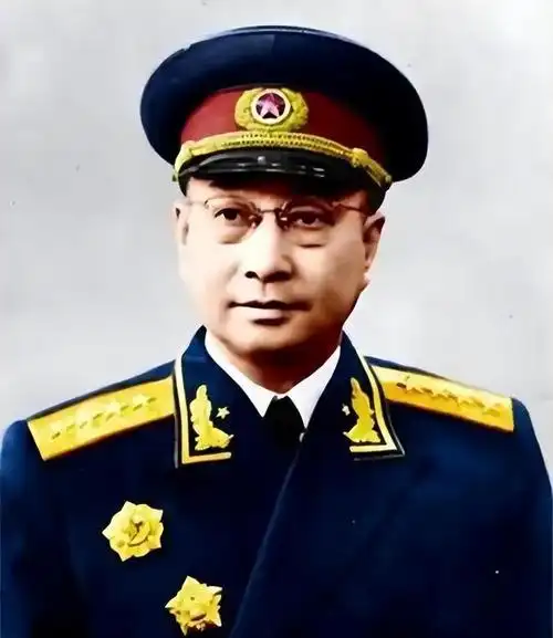 1955年，秘书向陈赓报告，说一刚回国的科学家想参观哈军工学院，被省委领导拒绝了