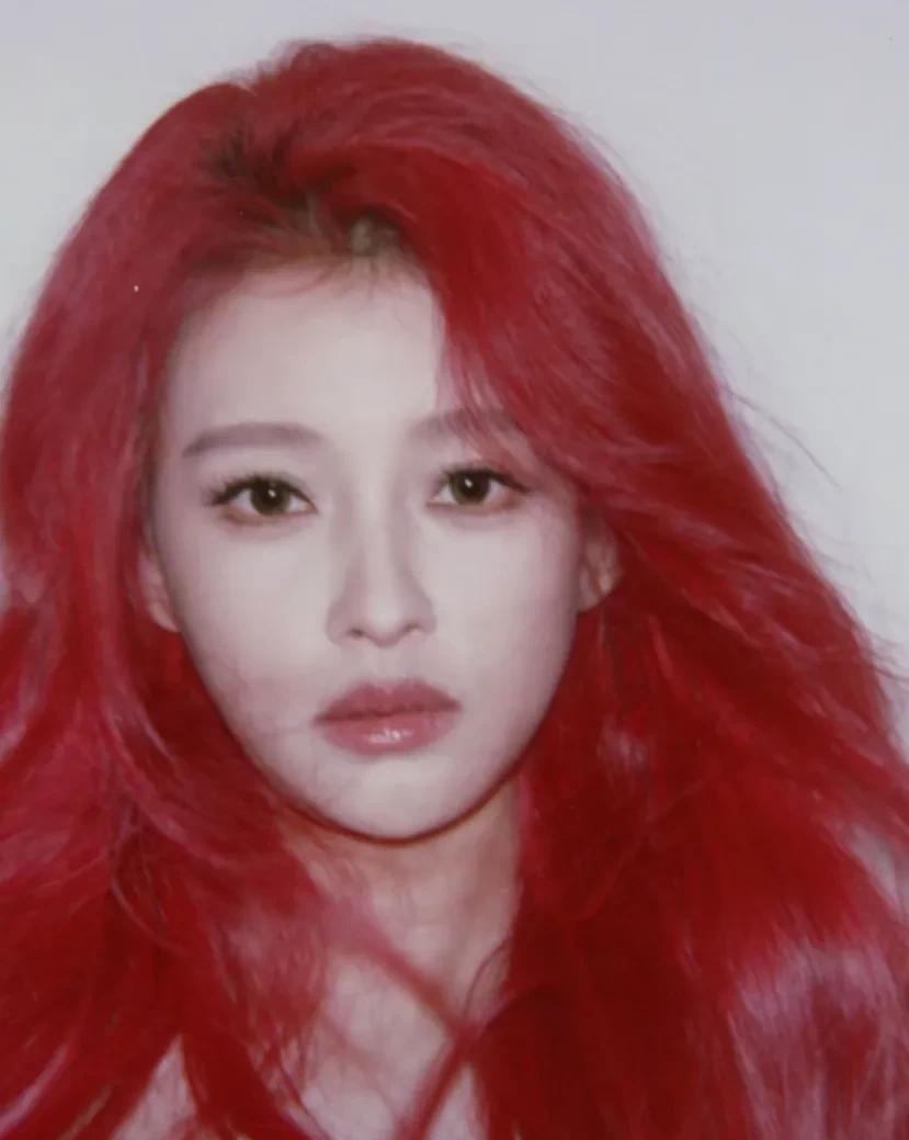 大家发现了吗内娱女明星一旦离婚之后就如换新生一般，整个人脱胎换骨一样，越来越