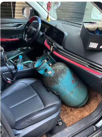 打工人的辛酸，一朋友广东失业回老家竟然把半瓶煤气罐也带回去了。因为公司效益不好，