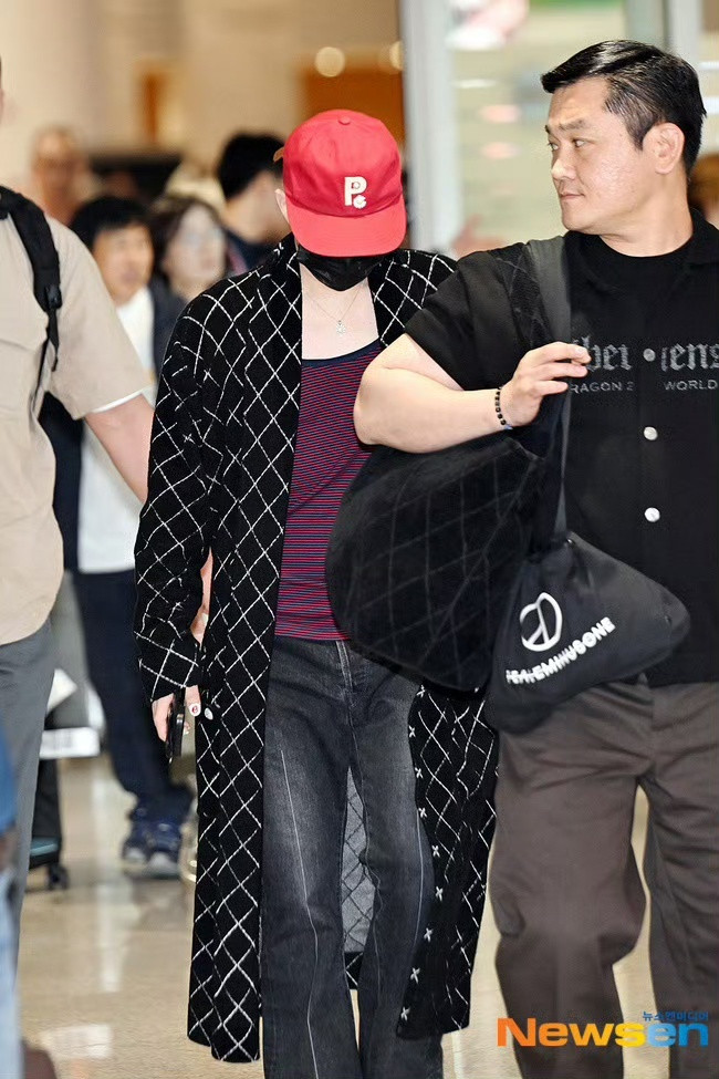 GD级审美GD级审美，谁懂这个权志龙的审美表现力，只要是有见面，从穿搭的独具一