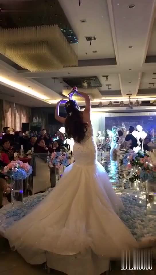 [拍客]史上最强婚礼舞蹈南京ishow惠子性感鼻血