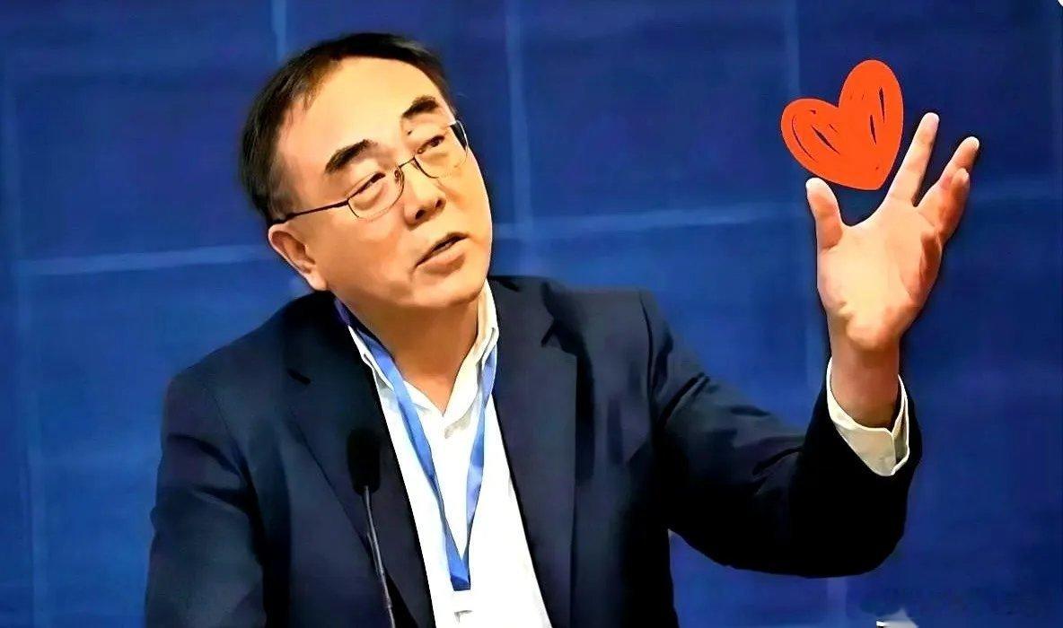 刘纪鹏的直播间，昨天几乎成了股民的“许愿池”。屏幕这头，无数人把手机攥得发白，评