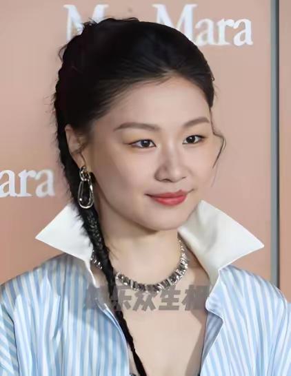 太意外了！李雪琴好奇：你和你老公怎么认识的？金靖很坦荡：我给他发信息说，想找个人