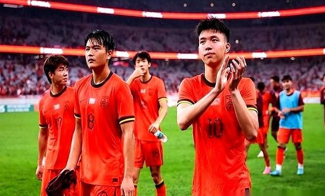 0-0泰国，17脚射门，一球没进。门框不给面子，门将救不了命，单刀全打飞。球