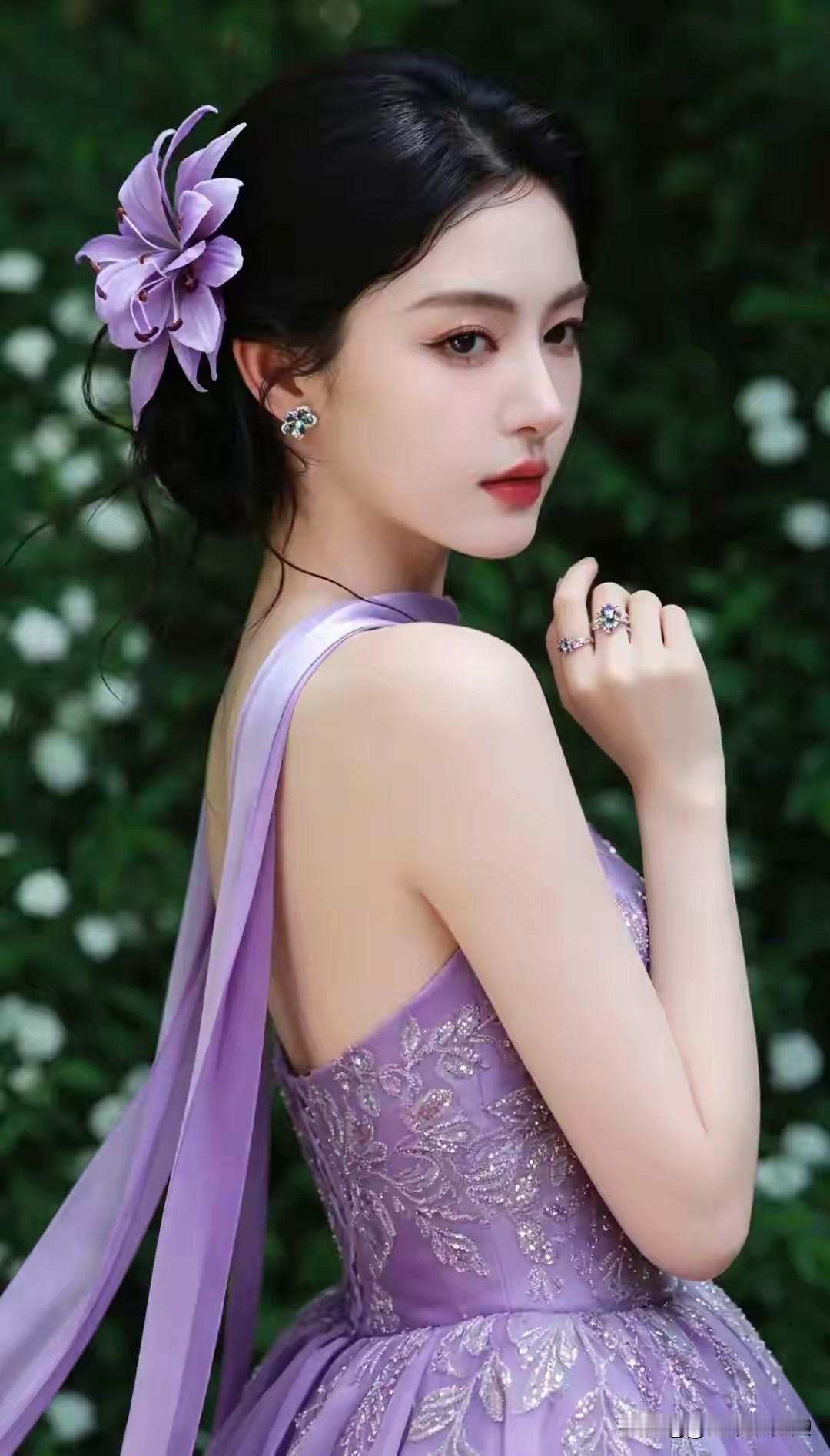一位离婚律师说：“让老公不敢出轨的绝招，不是查手机、不是闹，你就做好一件事就