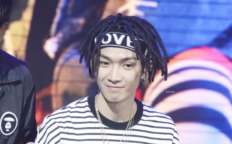 你的男孩Tizzy T - 三星C8发布会饭拍-Super Ti