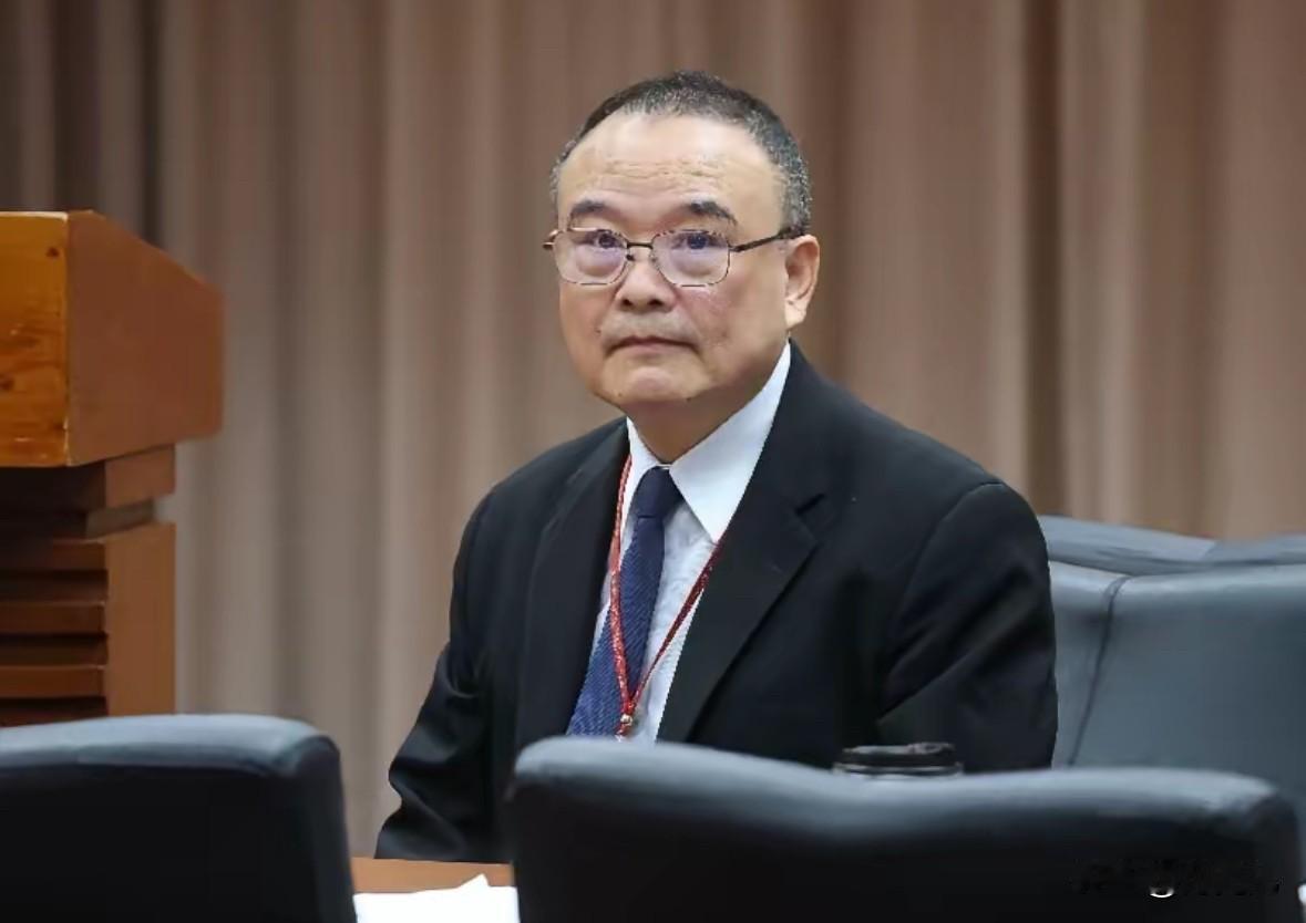 没想到，台北故宫院长反驳大陆的措辞，认为台北故宫的文物不属于大陆！台湾都