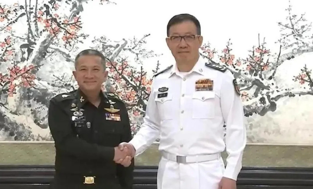 董长会见泰国司令你绝对想不到，这次泰国最高司令来中国，背