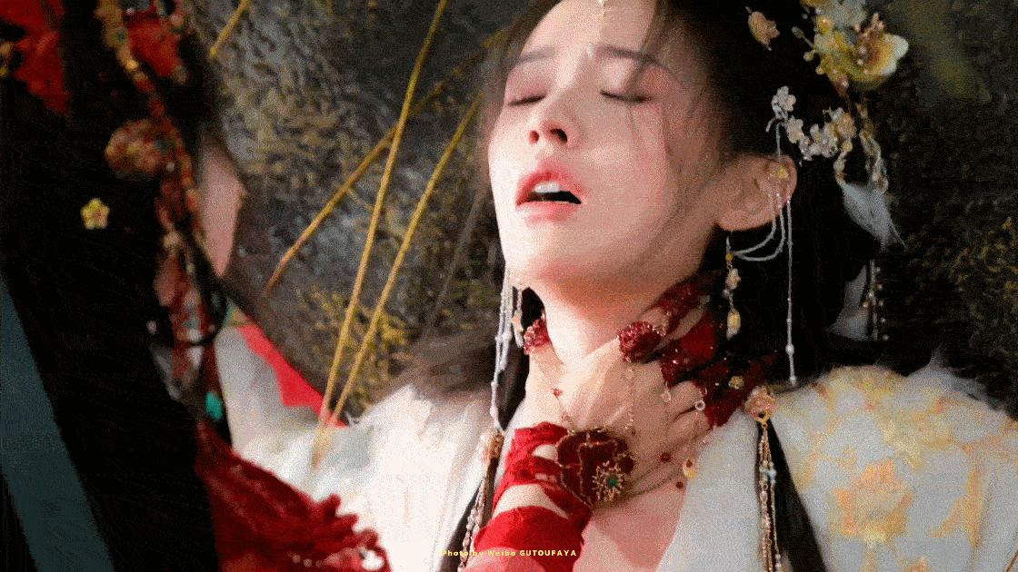 林允在线给阿谁补血哈哈哈哈林允是懂安慰的“这波补血虽迟但到，给我们血包阿谁也红糖