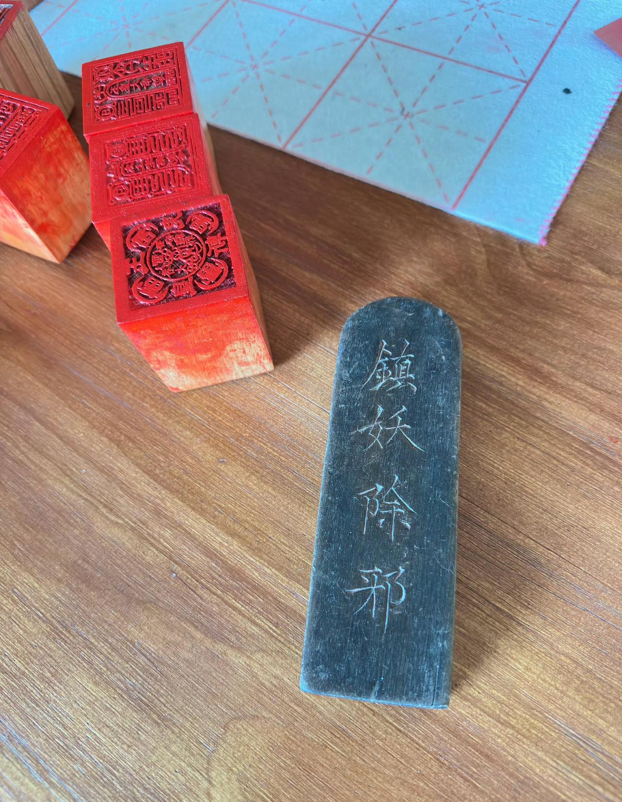 今日运势：丙午年辛卯月丁未日2026.4.3日鼠：注意小人捣乱牛：避免