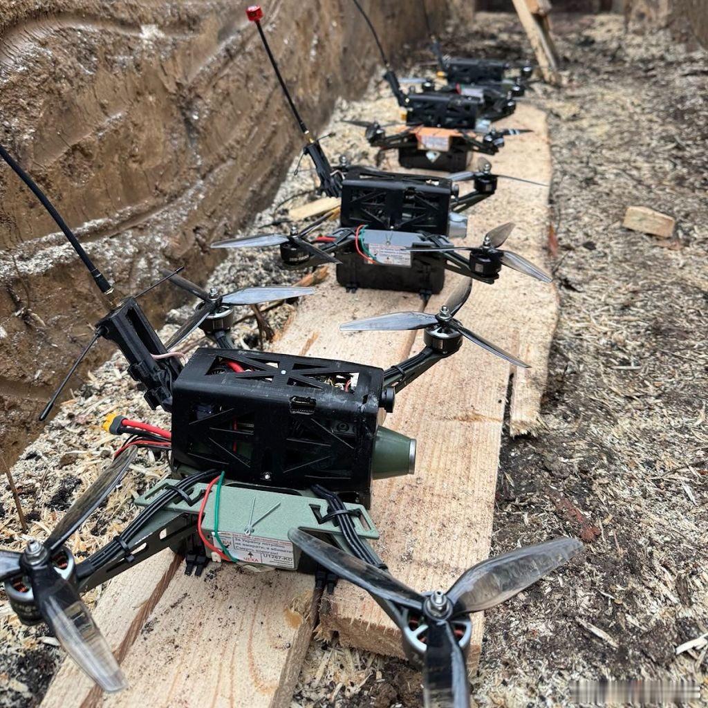 “乌克兰装甲车”公司首席执行官弗拉迪斯拉夫·贝尔巴斯表示，该公司的专家正在开发一