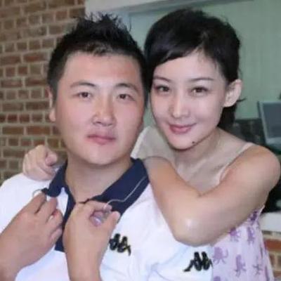 1999年，事业正走上高峰的孙楠，与相恋多年的歌手辛欣结束了感情。谁也没想到，几