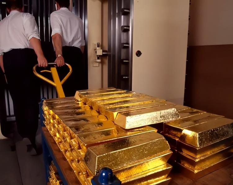 中美贸易战打了这么久，不少人都在问：咱存在美国的600多吨黄金，还能要回来不