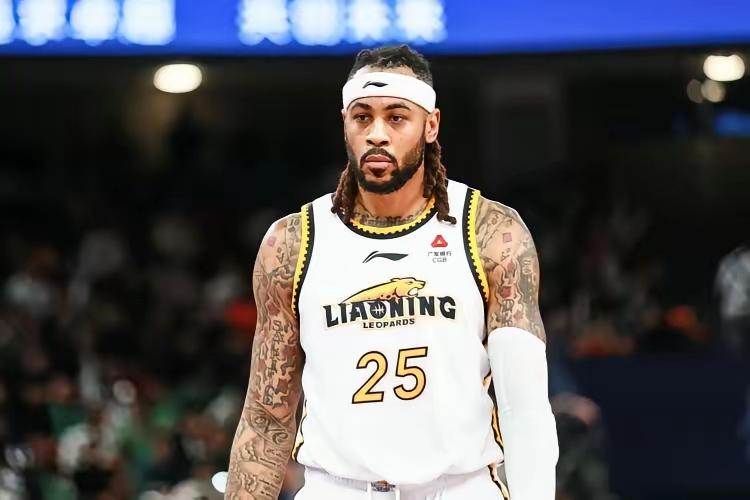 欢欢喜喜过大年！cba常规赛第一阶段迎来了收官之战，辽宁队昨晚在主场对阵排名第1