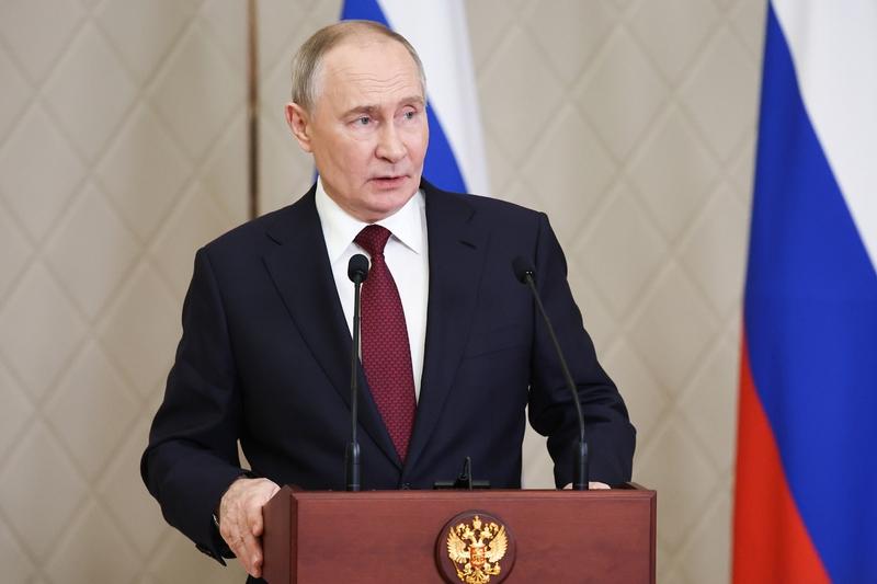 普京昨晚的讲话，大家都听了吗？真是字字千斤，听得人心里沉甸甸的。一句话总结就