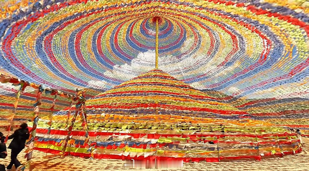三只标的值得关注：1、深科技公司是央企背景的存储封测与高端电子制造龙头，构建“存