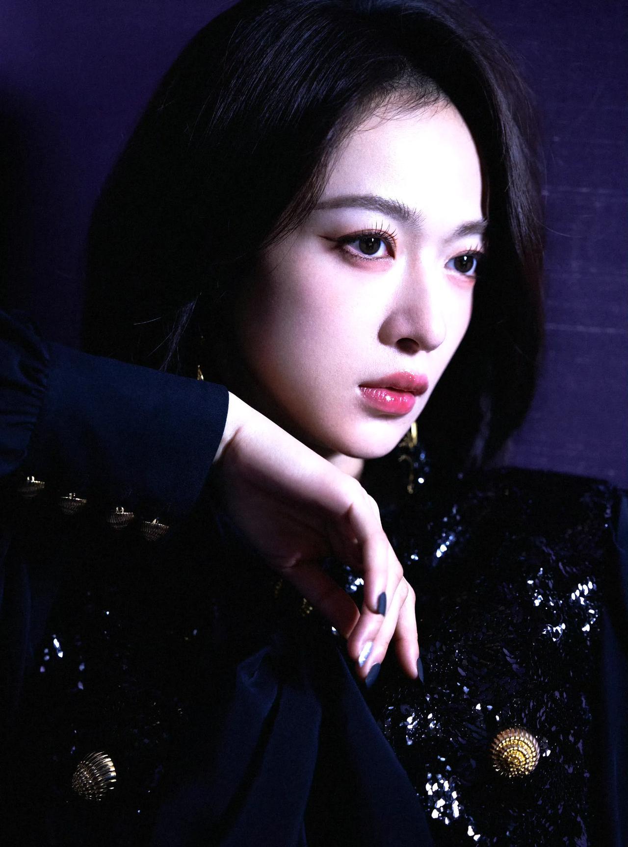 #吴谨言#吴谨言于2025年2月16日晚生下女儿。2025年5月27日