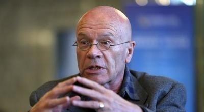 英国学者马丁·雅克，再次语出惊人！他说：“美国之所以一直针对中国，是因为中国‘不