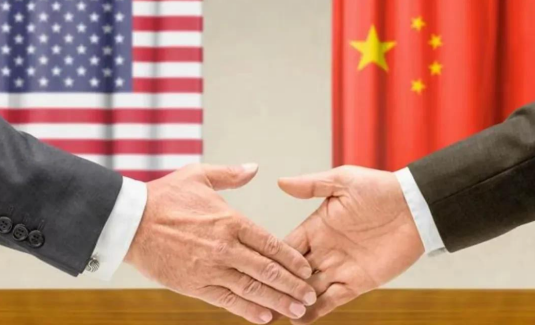 中国航母战斗群亮剑西太，在日本表态之后，美国军方也表态了，从其措辞中能够看出，美