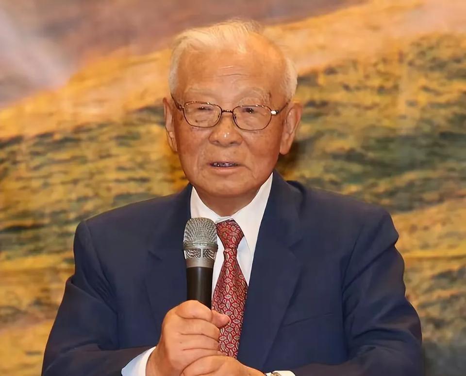 2025年5月4日，台湾统派精神领袖上将许历农辞世！！！据台媒报道，统派精神领