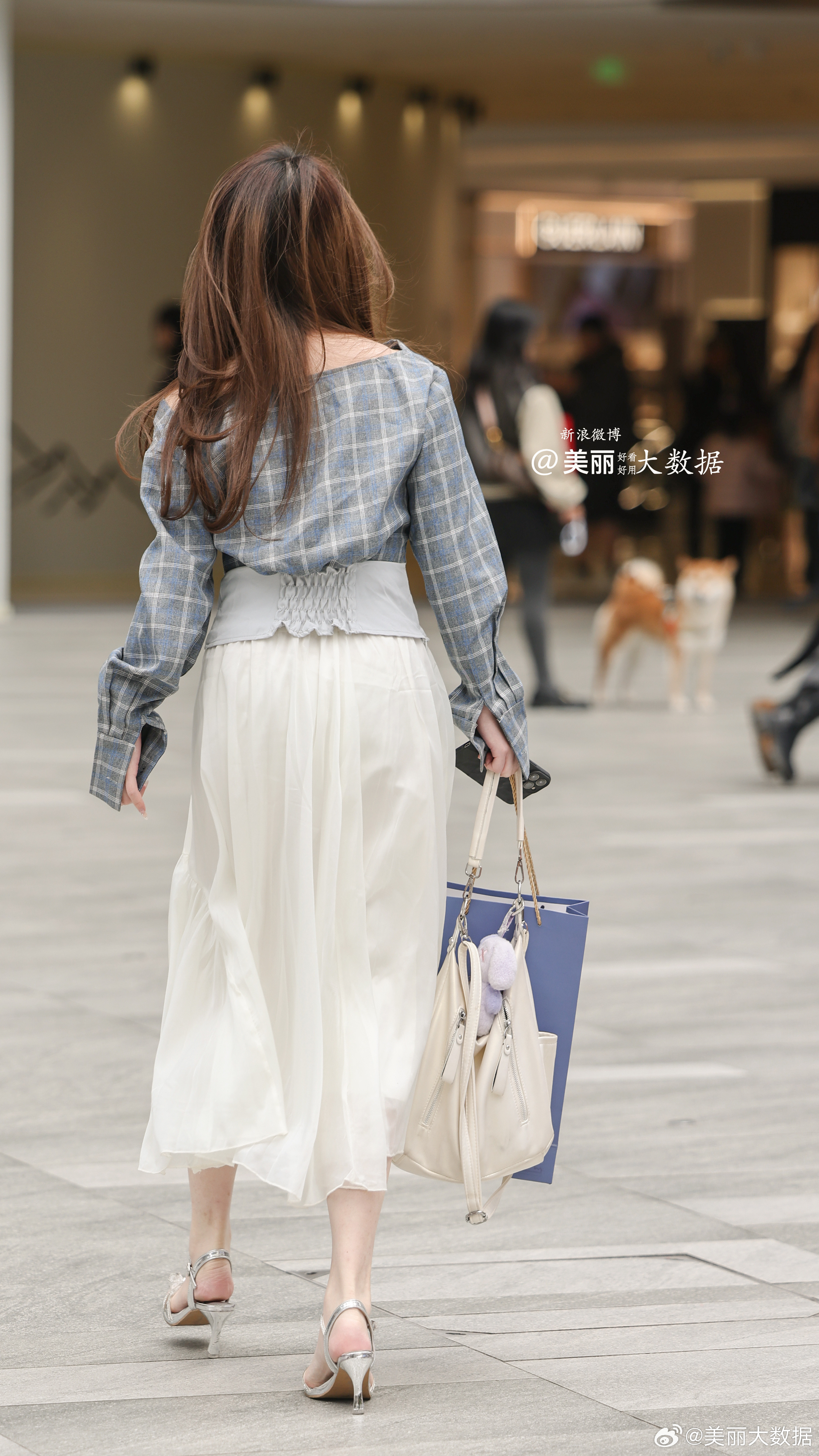 给你一个想象的空间。。。