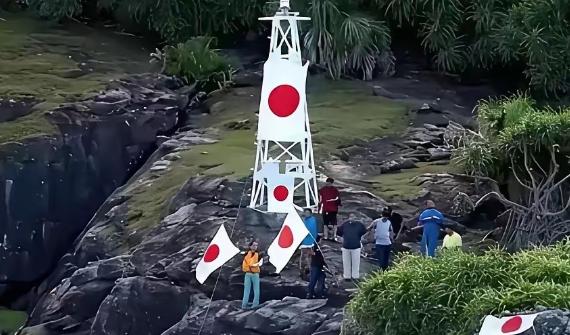 钓鱼岛不必拆灯塔！中国这招更绝，日本只能干瞪眼，太解气了！ 钓鱼岛这个名字，