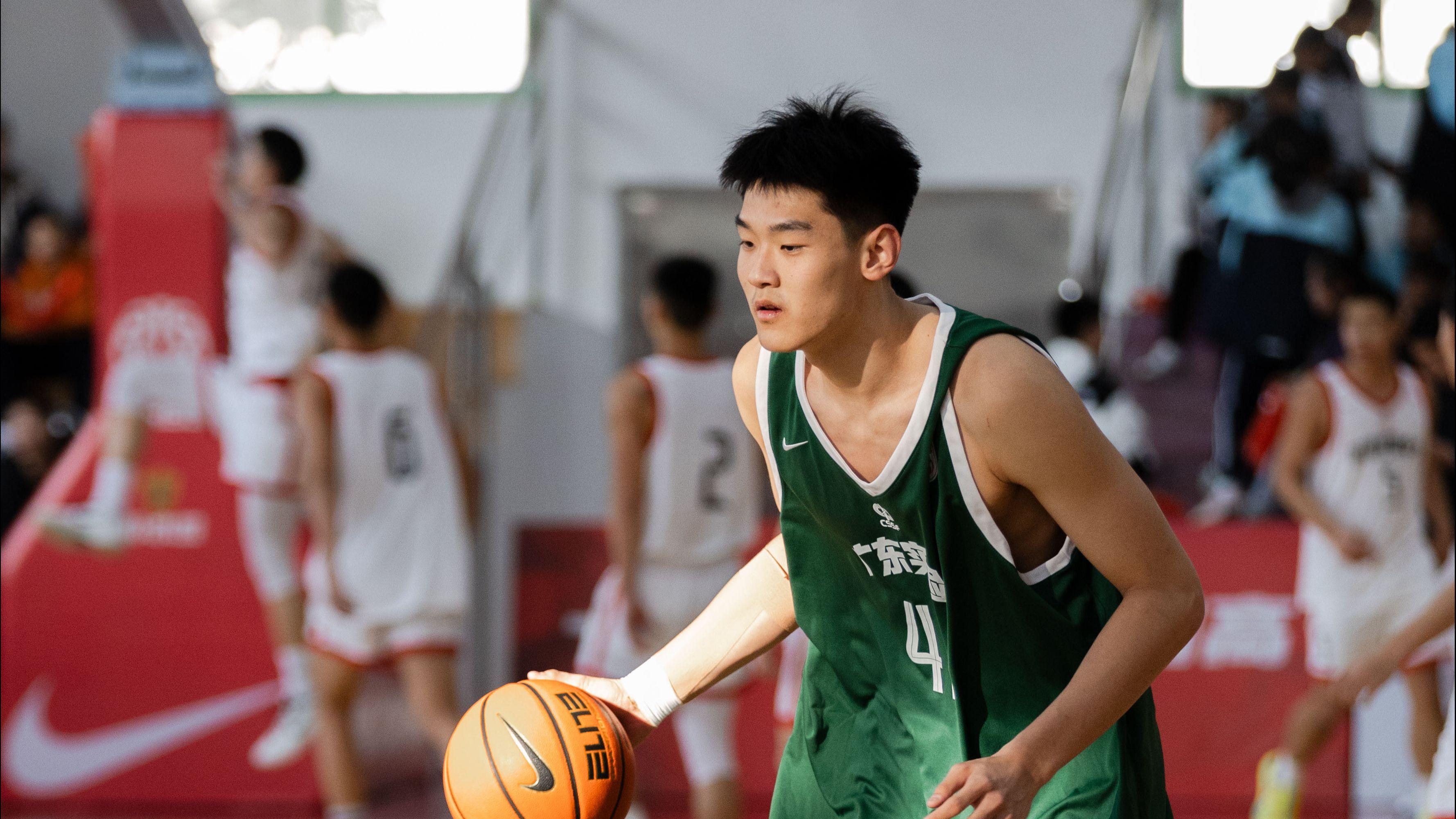 今天上午传来广东男篮重磅消息再次拥有耐高第一人未来顶替任骏飞