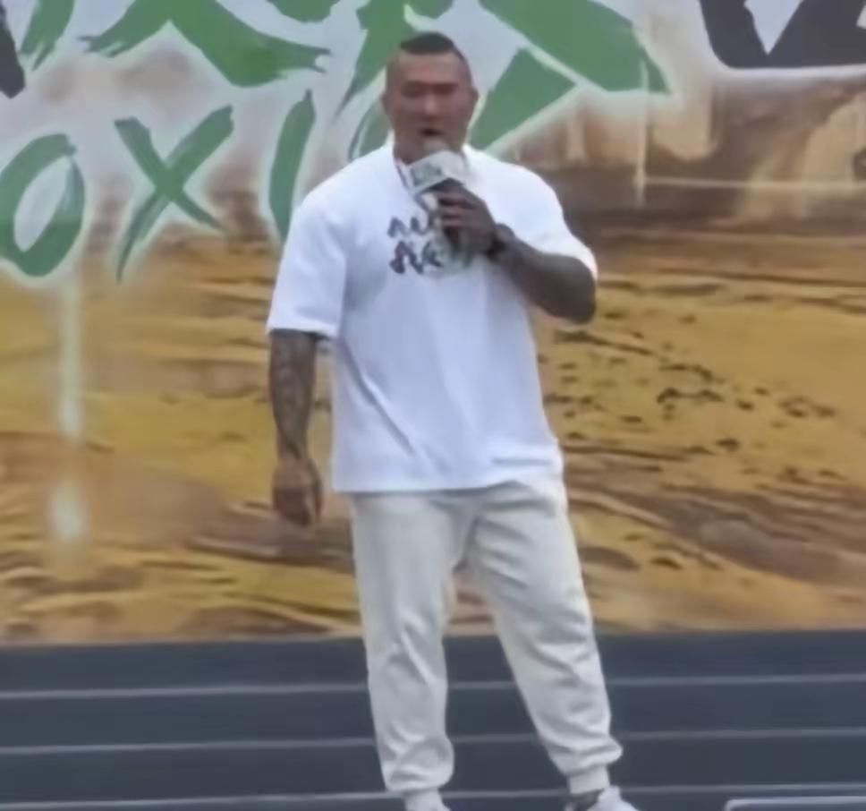 就在刚刚！岛内“凯道大集结”反毒油活动正在进行。根据台媒报道，目前统计人数已