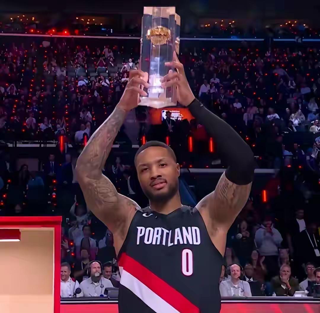 开拓者成了2026全明星周末最大赢家，三位自家球员全部打出完美表现，利拉德拿三分