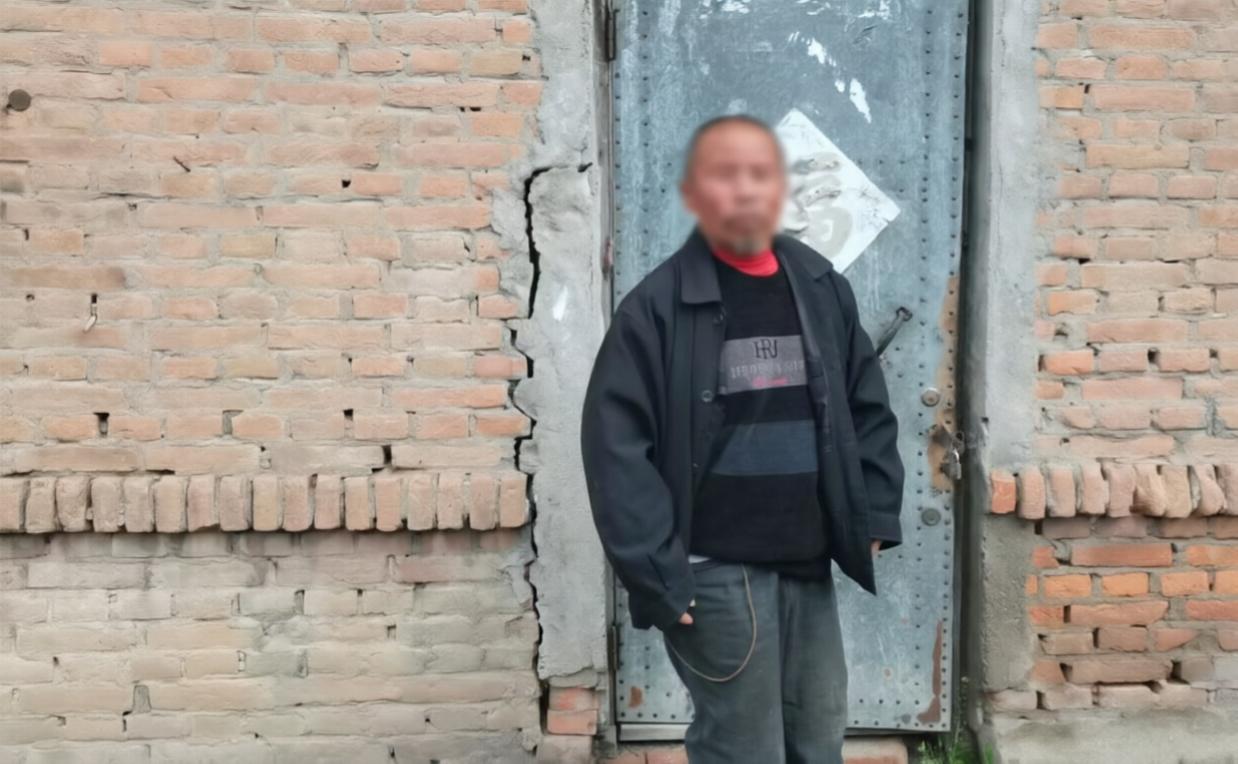 有消息称黑龙江鸡东县五队的五保户王棍，被村上的人送养老院去了。以为这个与五队生