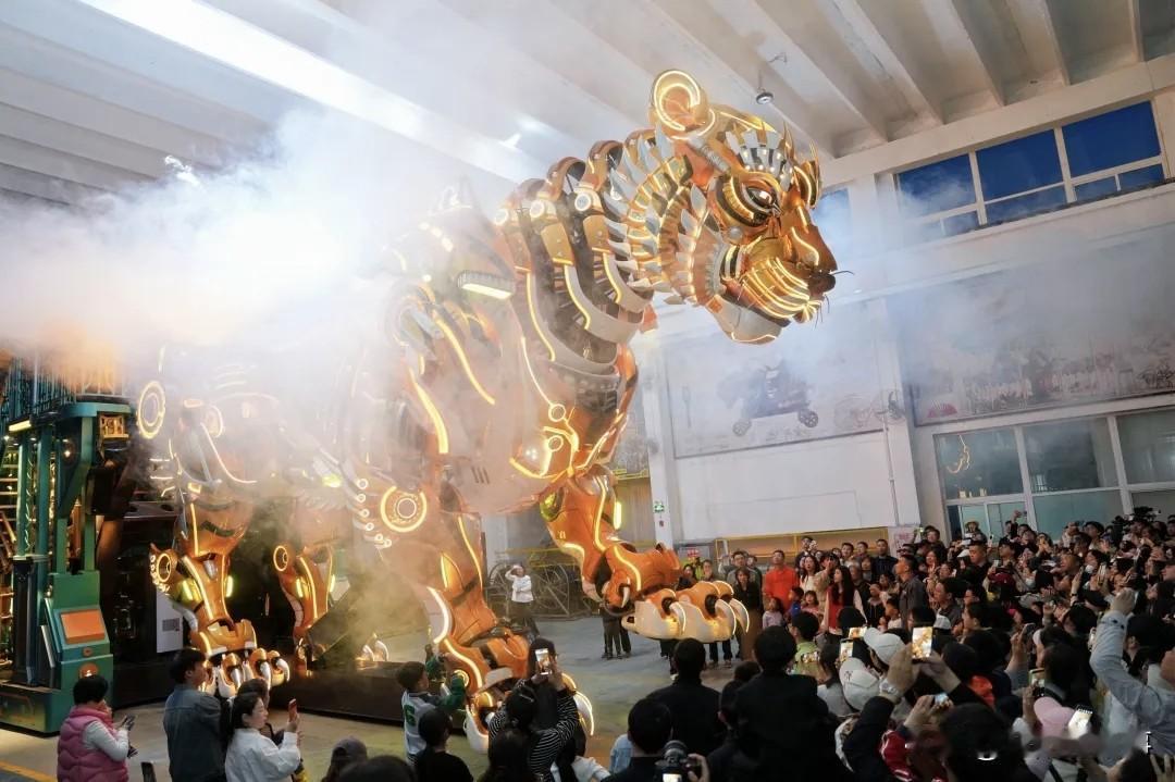沈阳文旅炸场！虎啸街暑期开街+兴华地下商业街双上线，今夏太好逛！[呲牙笑][赞]