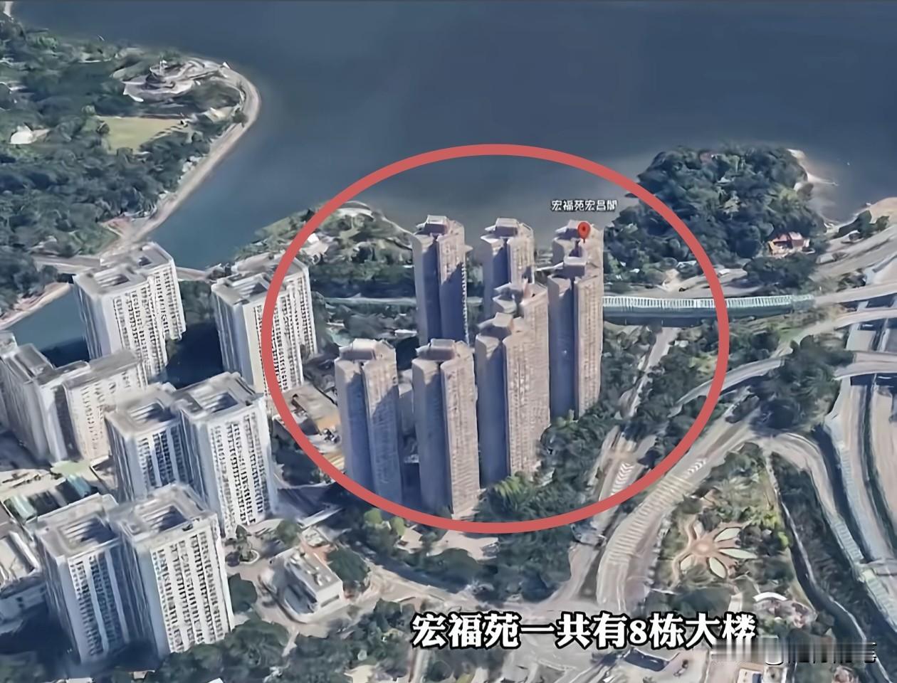 香港宏福苑这个地段真的非常开阔，又靠近海边，四周也没有建筑物阻挡，风肯定挺大的，