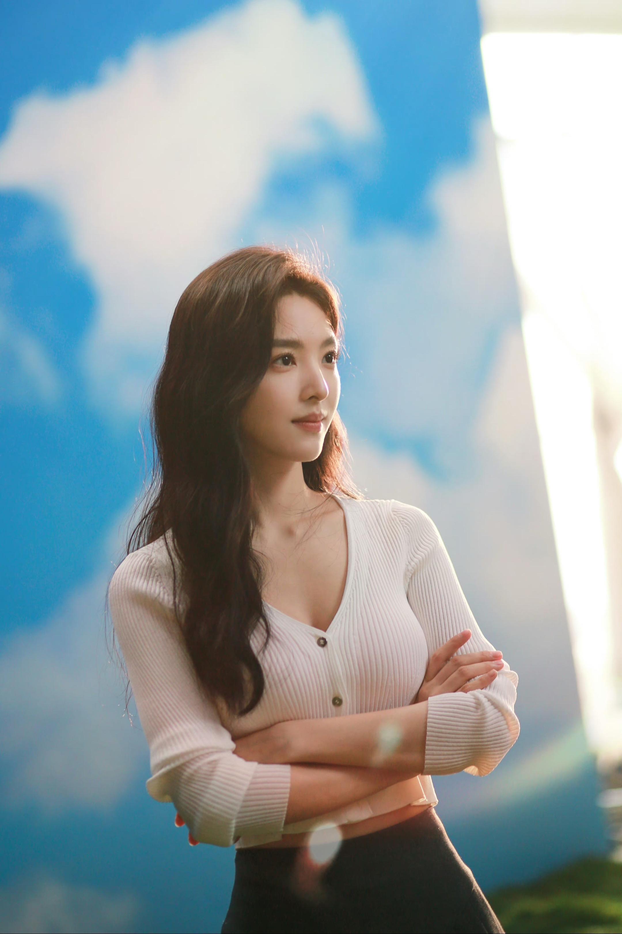 生日快乐，我们最爱的章若楠～独一无二的温以凡