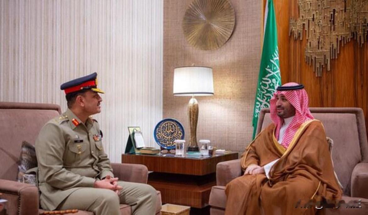 巴基斯坦真的是跟对大哥了，他迎来了国运级别的大爆发现在巴基斯坦的空军已经可以正