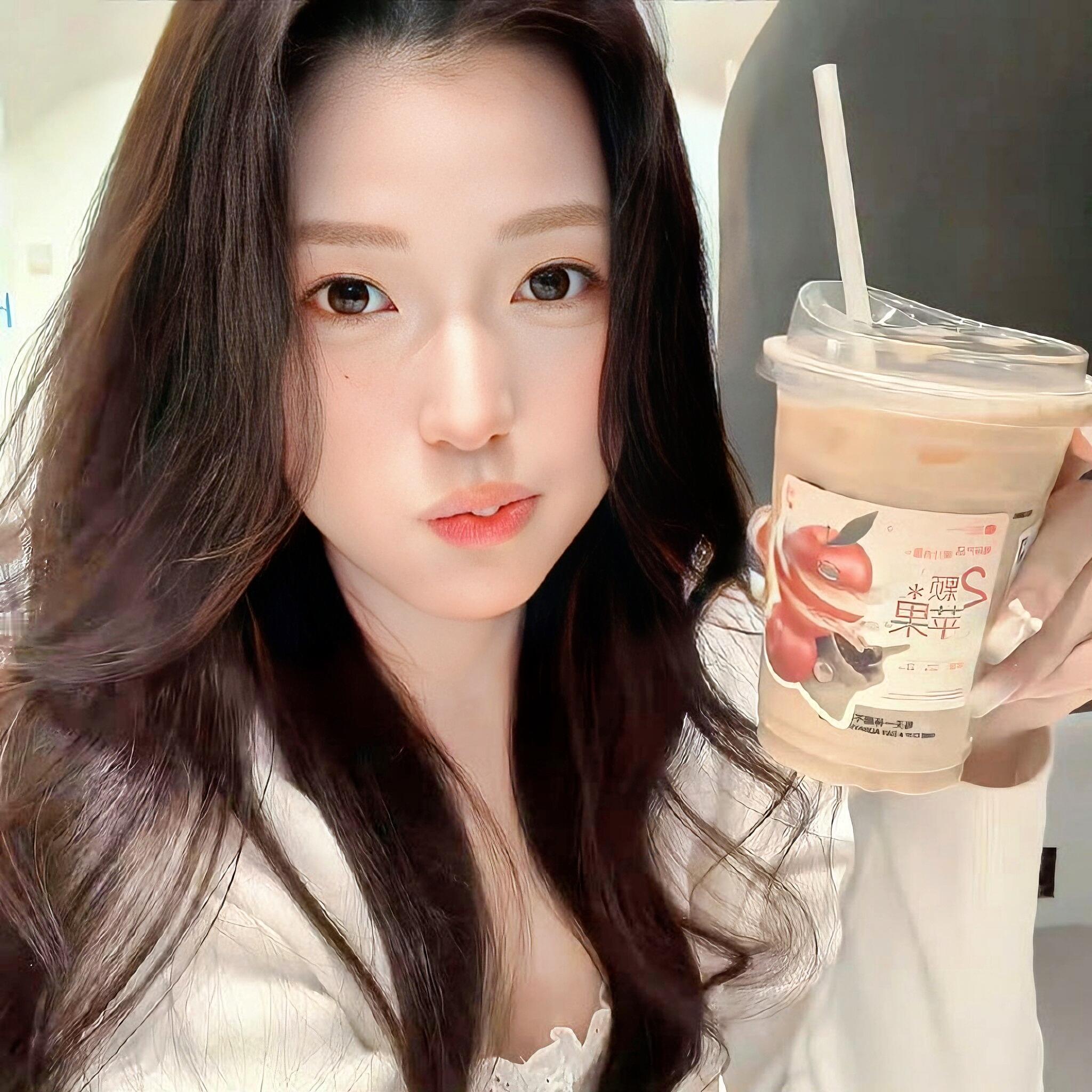 𝙒𝙚𝘾𝙝𝙖𝙩头像分享🍒氛围感头像｜女生头像分享｜高清头像｜优质女头