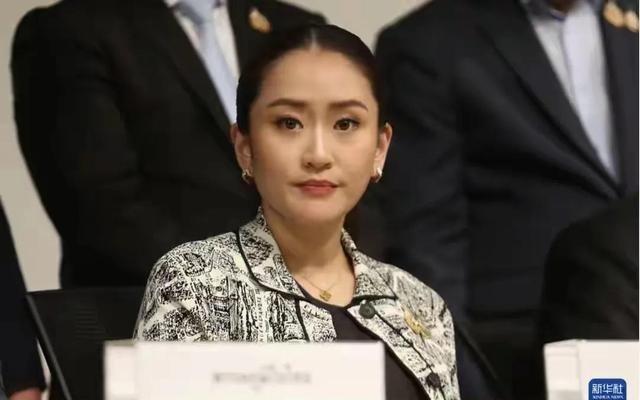 罢免佩通坦的裁决居然出现了争议？泰国宪法法院的9名法官，其中有一位是萨拉武特，他