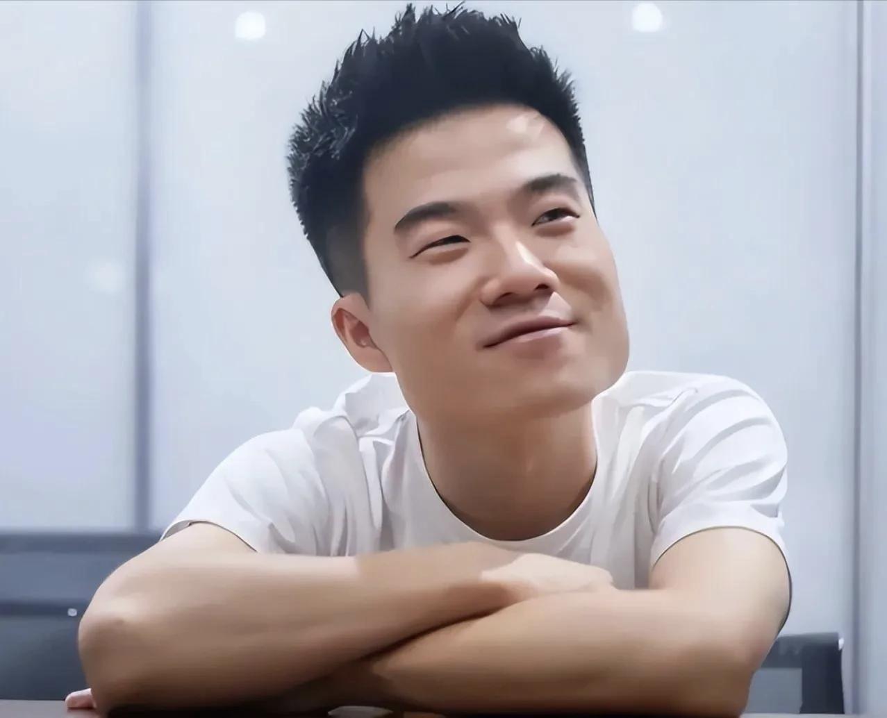 储殷一句话点醒我：东方甄选不是没人情味，是你不重要了……储殷教授说了句大